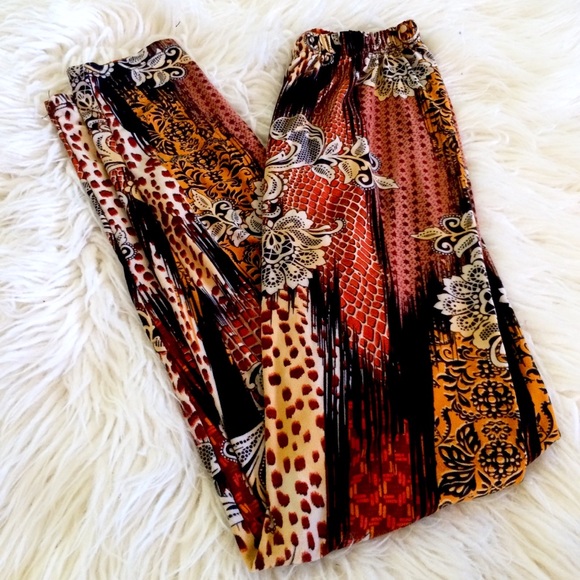 Vintage Soft Tribal Psychedelic Abstract Pattern Leggings - Picture 4 of 4